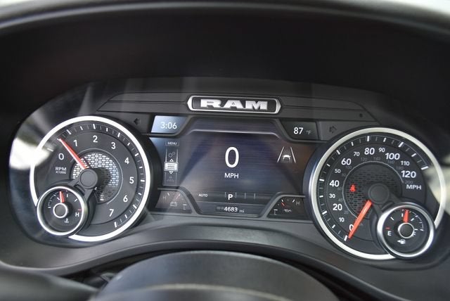 2026 RAM 1500 Big Horn Crew Cab 4x4 5'7" Box