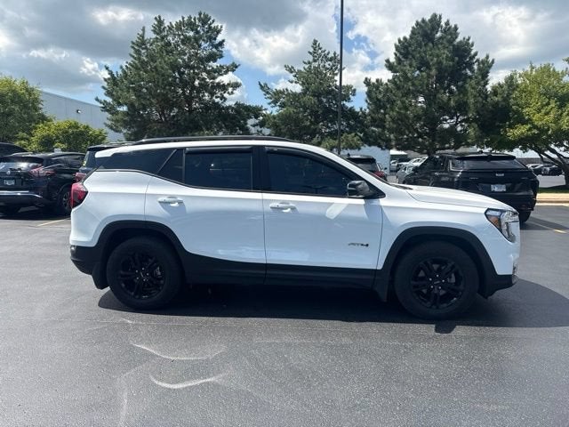 2023 GMC Terrain AT4