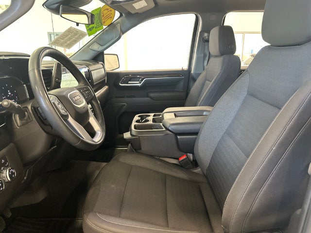 2025 GMC Sierra 1500 SLE