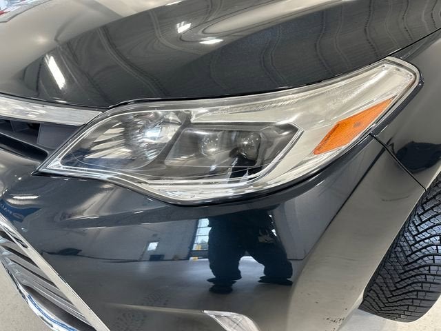 2018 Toyota Avalon XLE