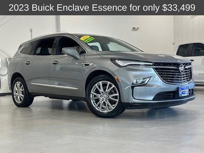 2023 Buick Enclave Essence