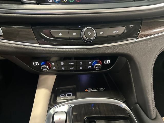 2022 Buick Enclave Premium