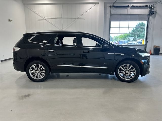 2022 Buick Enclave Avenir