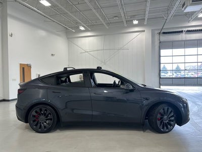 2024 Tesla Model Y Performance