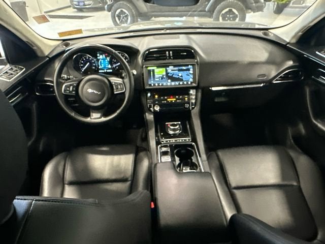 2020 Jaguar F-PACE 25t Premium