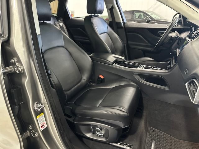 2020 Jaguar F-PACE 25t Premium