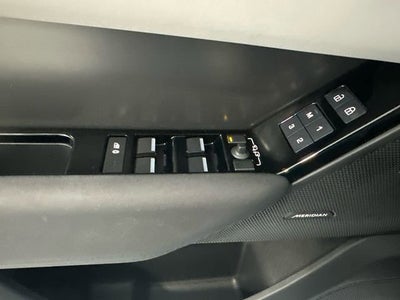 2025 Land Rover Range Rover Velar Dynamic SE