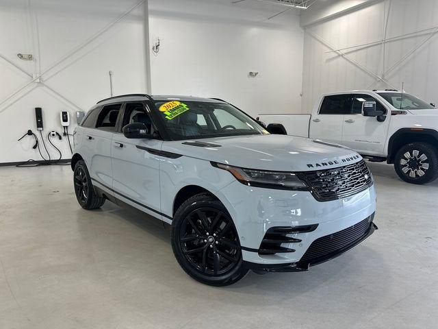 2025 Land Rover Range Rover Velar Dynamic SE