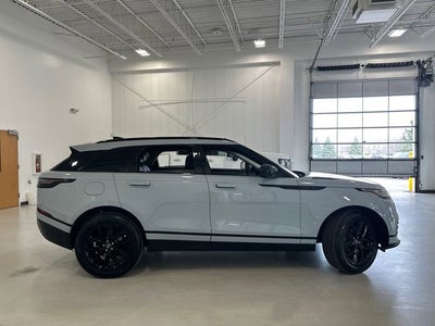 2025 Land Rover Range Rover Velar Dynamic SE