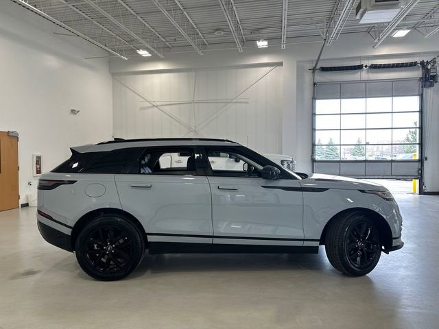 2025 Land Rover Range Rover Velar Dynamic SE