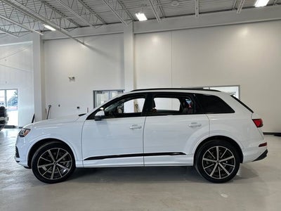2023 Audi Q7 Premium Plus