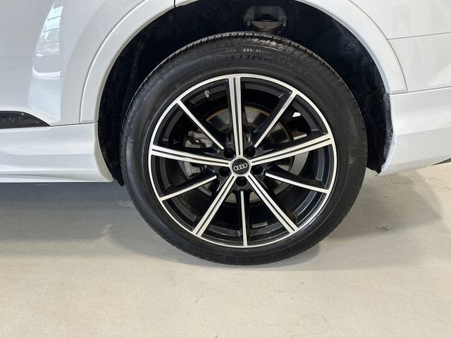 2023 Audi Q7 Premium Plus