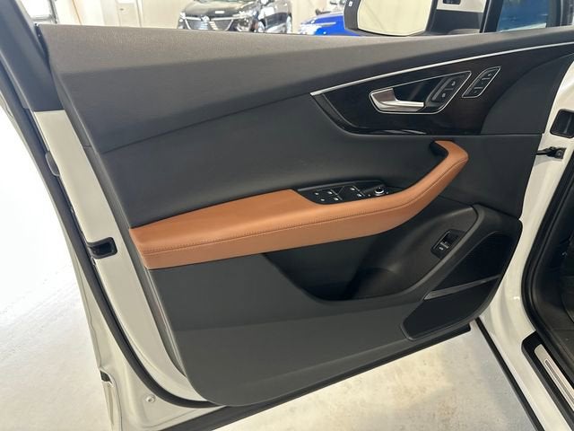 2023 Audi Q7 Premium Plus