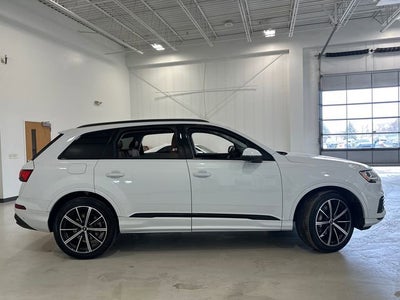 2023 Audi Q7 Premium Plus