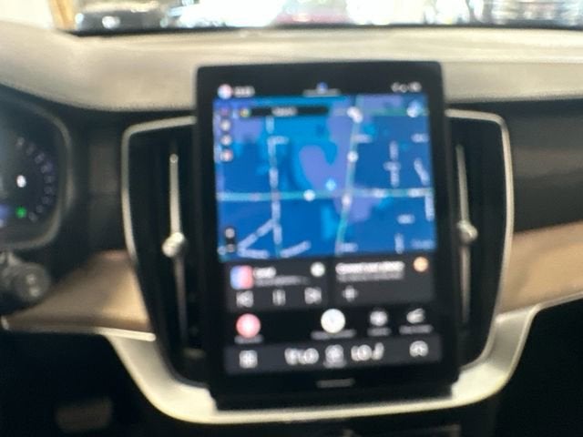2025 Volvo XC90 Plus