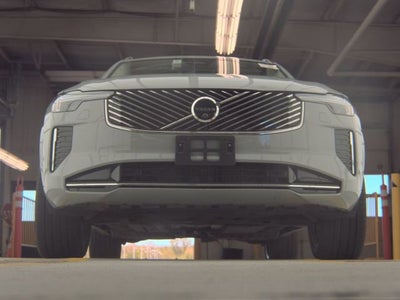 2025 Volvo XC90 Plus