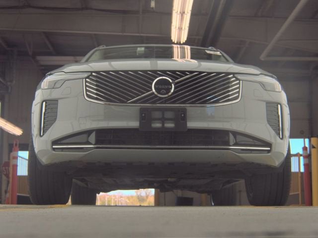 2025 Volvo XC90 Plus