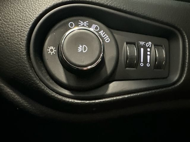 2023 Jeep Renegade Latitude 4x4