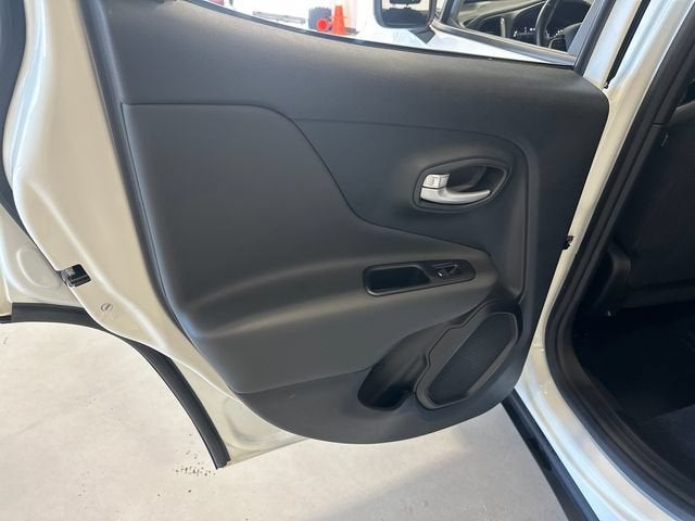 2023 Jeep Renegade Latitude 4x4