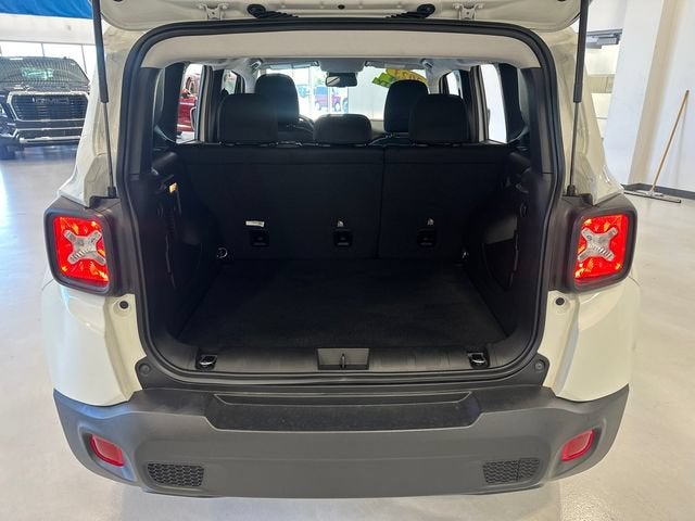 2023 Jeep Renegade Latitude 4x4