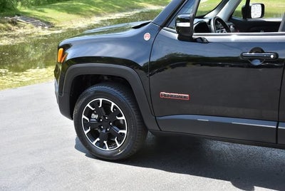2023 Jeep Renegade Trailhawk 4x4