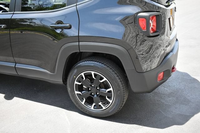 2023 Jeep Renegade Trailhawk 4x4